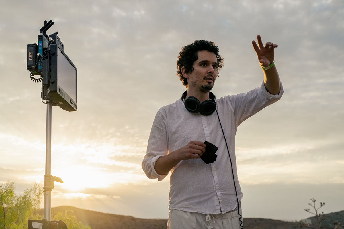 Damien Chazelle sul set di “Babylon”