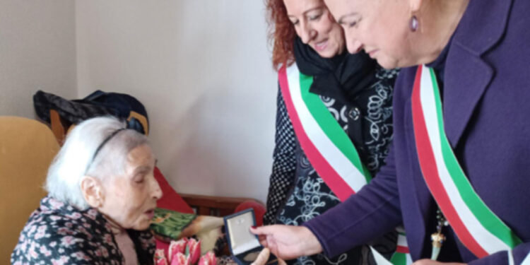 L’Assessora Lantini e Bonaria Cambarau