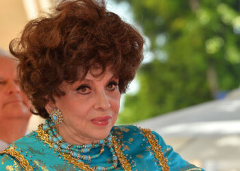 Gina Lollobrigida a Los Angeles per la posa della sua stella sulla “Walk of Fame” di Hollywood. ? Depositphotos