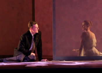 "La vita al contrario" con Giorgio Lupano. ? Luigi Cerati