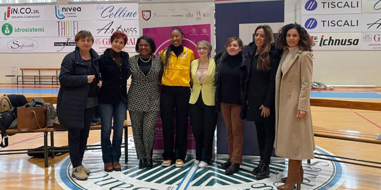 Cagliari, "Feminas" - We can play futsal