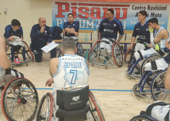 Dinamo Lab vs Cantù. ? Dinamo Basket