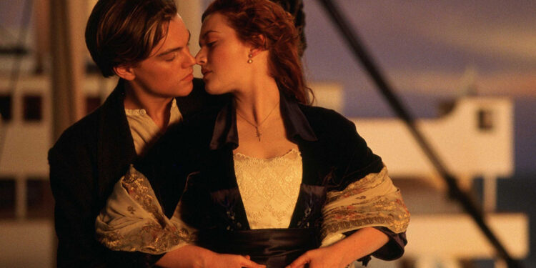 Leonardo DiCaprio e Kate Winslet in “Titanic”