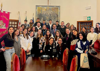 Visita di giovani di 5 Paesi al Palazzo Ducale di Sassari