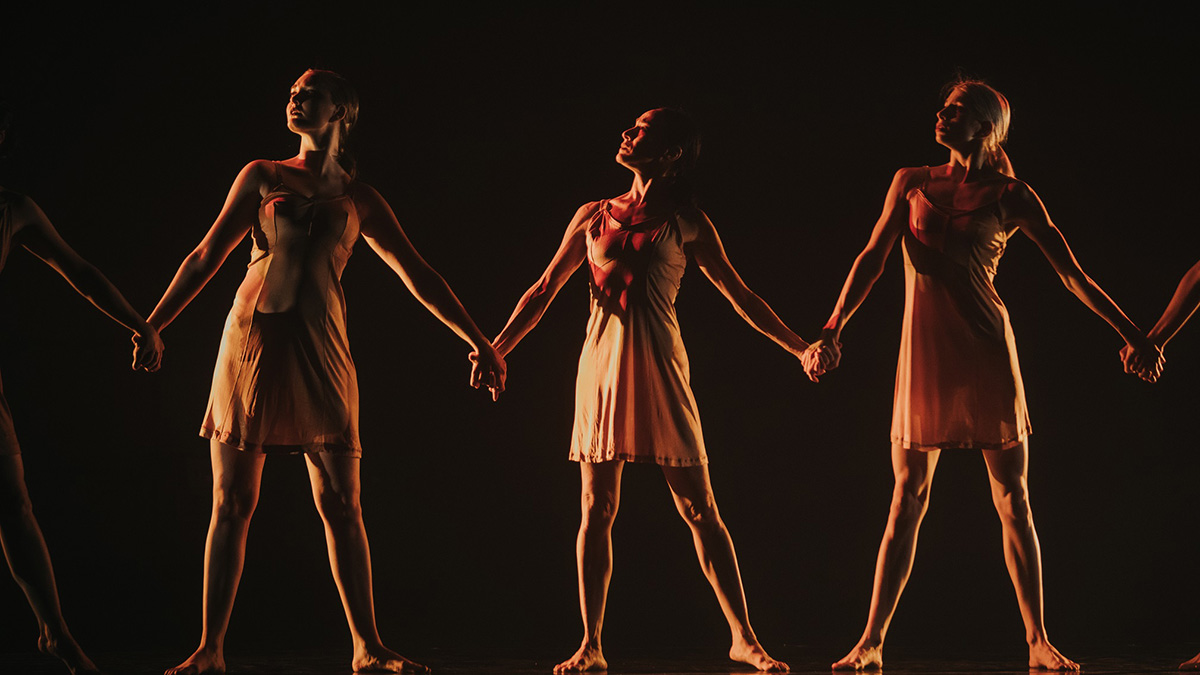 "La Danse & Bolero" della Koresh Dance Company. 📷 Contigo Photos and Films Smr