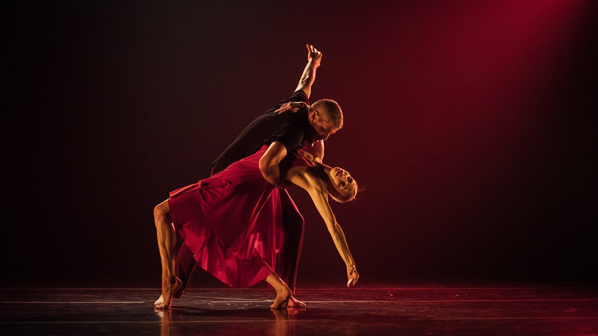 "La Danse & Bolero" della Koresh Dance Company. ? Contigo Photos and Films Smr