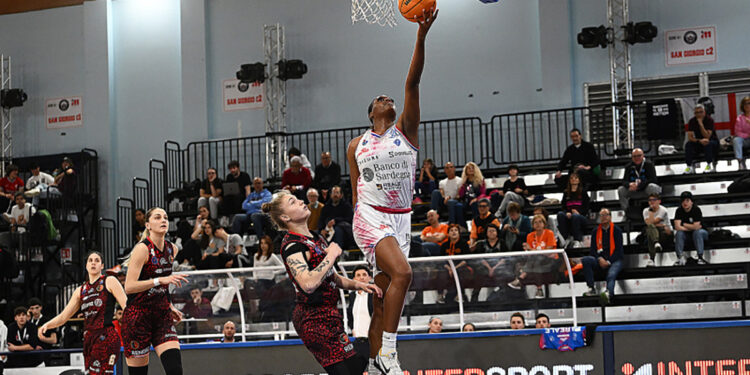 Joyner Michelle Holmes. 📷 Dinamo Basket
