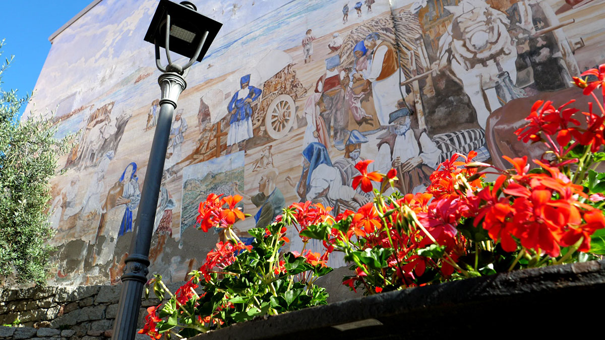 Loceri, murales