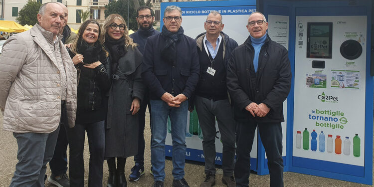 Sassari, inaugurazione degli ecocompattatori