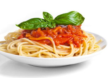 Spaghetti al sugo. ? Depositphotos