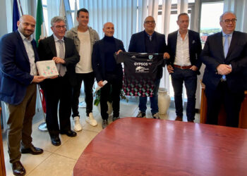 Asl Gallura e Olbia Calcio, consegna delle smart tv