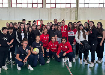 La Torres Femminile in visita alla Scuola Media n. 10 di Sassari