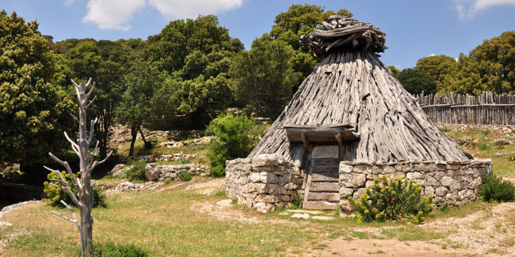 Antico Pinnetto di Silana - Urzulei. ? Isabella Ligia | Sardegna Digital Library