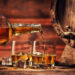 Bicchieri di whisky. ? Depositphotos