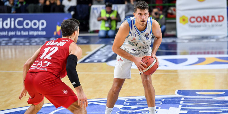 Filip Kruslin. ? Luigi Canu