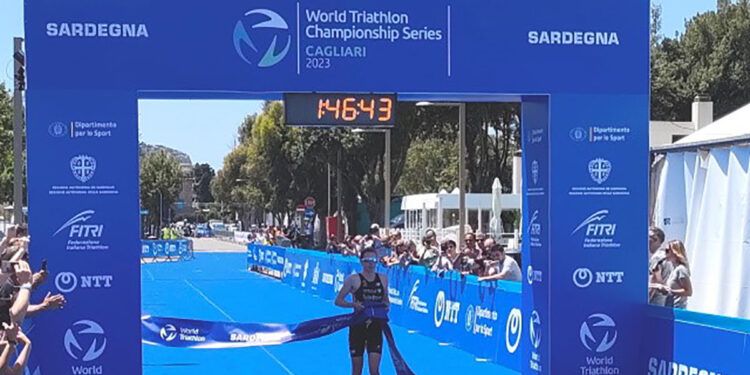 Georgia Taylor-Brown vince tappa la tappa italiana delle World Triathlon Championship Series di Cagliari