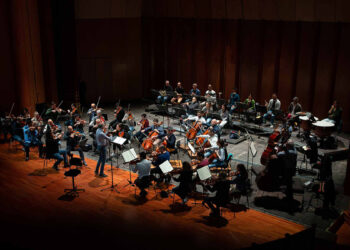 L'orchestra del De Carolis al Comunale nella prima prova con la nuova camera acustica