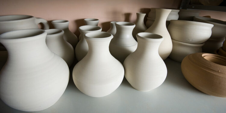 Vasi ceramica. ? Depositphotos