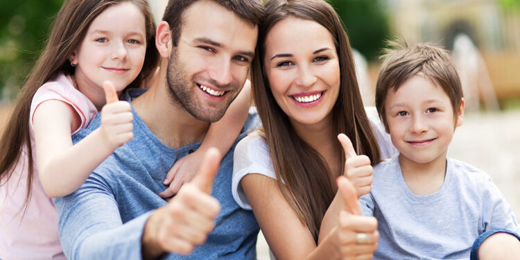 Famiglia. ? Depositphotos