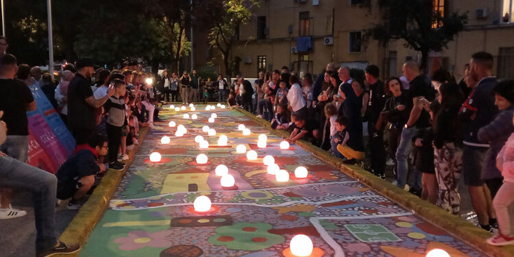 Cagliari, la nuova pista di bocce illuminata da lampade ad energia solare
