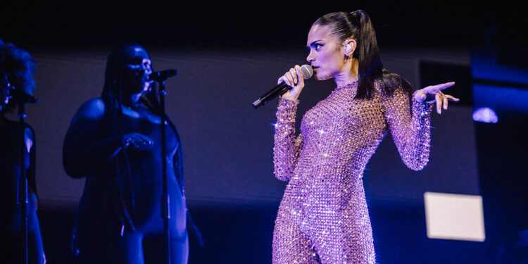 Elodie. ? Press Forum Milano