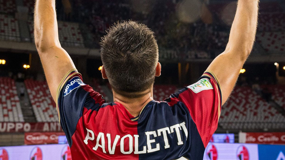 Leonardo Pavoletti al termine di Cagliari-Bari. ? Cagliari Calcio