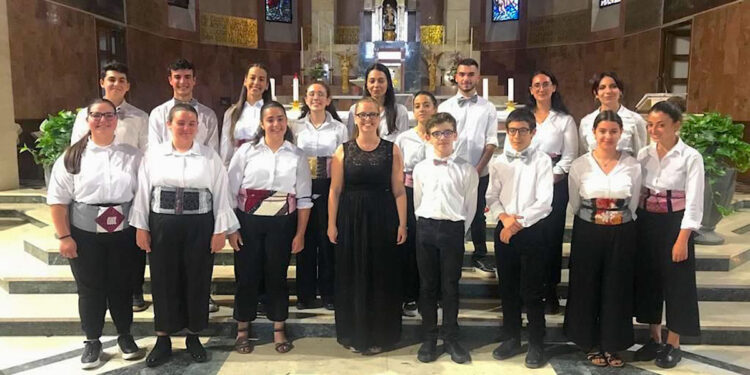 Il coro giovanile Lolek vocal Ensemble