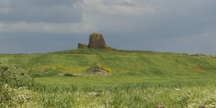 Nuraghe Burghidu, Ozieri. ? Mauro Murgia Alinari | Sardegna Digital Library