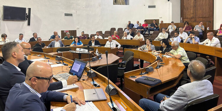 La riunione dei sindaci a palazzo degli scolopi di Oristano