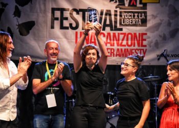 Cenere vince il Premio Amnesty Emergenti