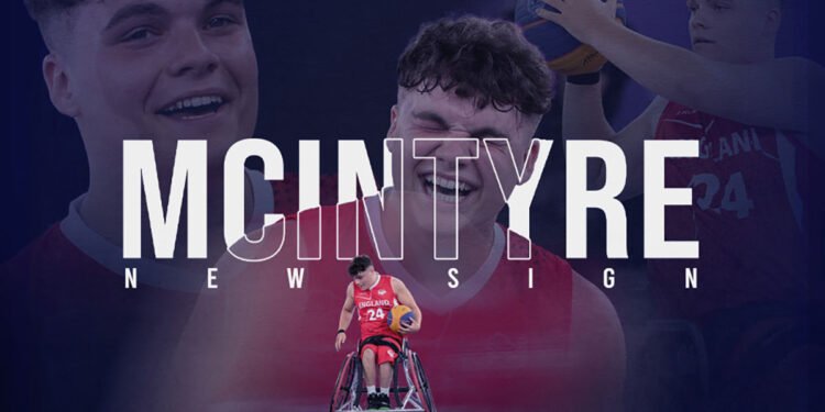 Charlie McIntyre alla Dinamo Lab