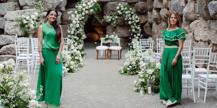 Emanuela e Cristiana nel nuraghe Santu Antine di Torralba