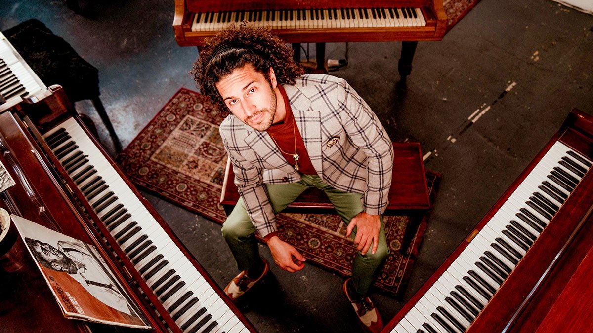 Emmet Cohen. ? Gabriela Gabrielaa
