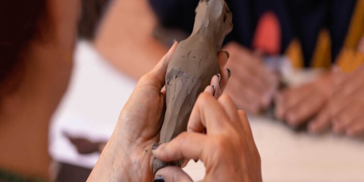 Laboratorio "Alla Scoperta della Dea Madre"
