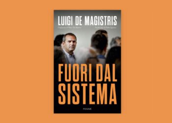 Luigi de Magistris "Fuori dal sistema"