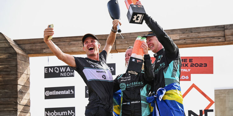 Nico Rosberg con Mikaela Ahlin-Kottulinsky (SWE) e Johan Kristoffersson (SWE). ? Sam Bagnall