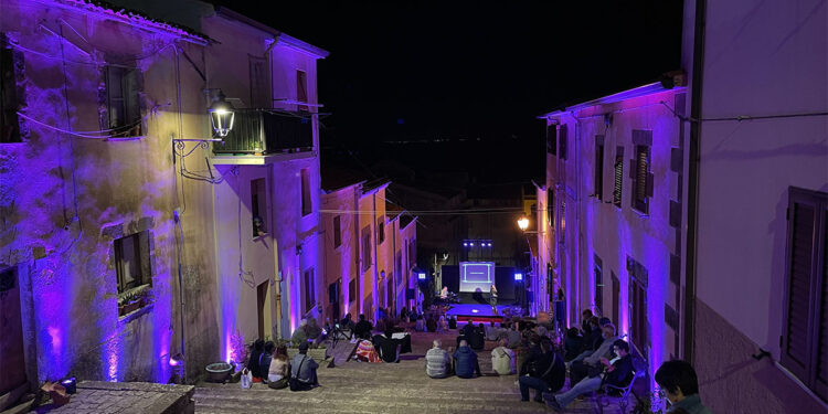 “In Biddas Noas”: Sa Pigada ‘e Su Cantaru a Villanova Monteleone