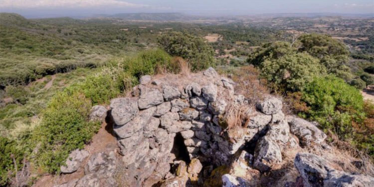 L'insediamento nuragico di Brunku 'e s'Omu a Villa Verde