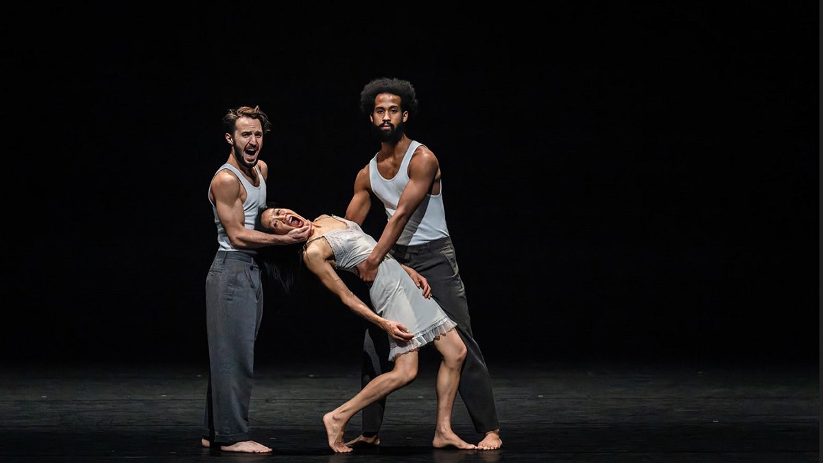 "Foutoir" della Compagnie Virginie Brunelle