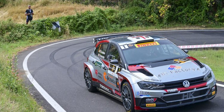 Giacomo Scattolon in gara al Rally Valli Oltrepò. ? Magnano