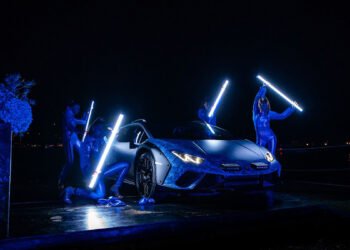 Lamborghini "Huracan Sterrato Opera Unica" al Cala di Volpe. ? Automobili Lamborghini