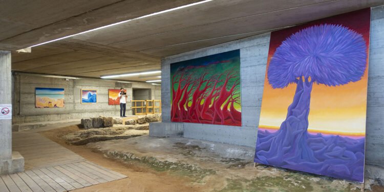 Mostra Odo Tinteri al Portus Sardiniae di Porto Torres