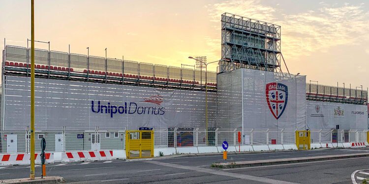 Lo Stadio Unipol Domus di Cagliari