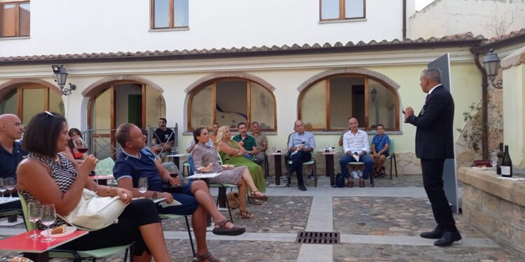 Un appuntamento di Cin Cin Cannonau