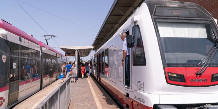 Treno Stadler dell'ARST