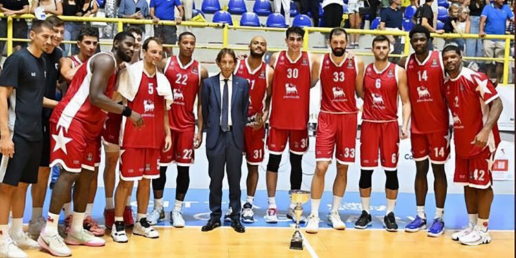 City of Cagliari 2023, premiazione Olimpia Milano. ? Andrea Chiaramida | FIP Sardegna