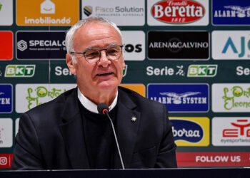 Claudio Ranieri, Mister del Cagliari Calcio. ? Luigi Canu | Depositphotos