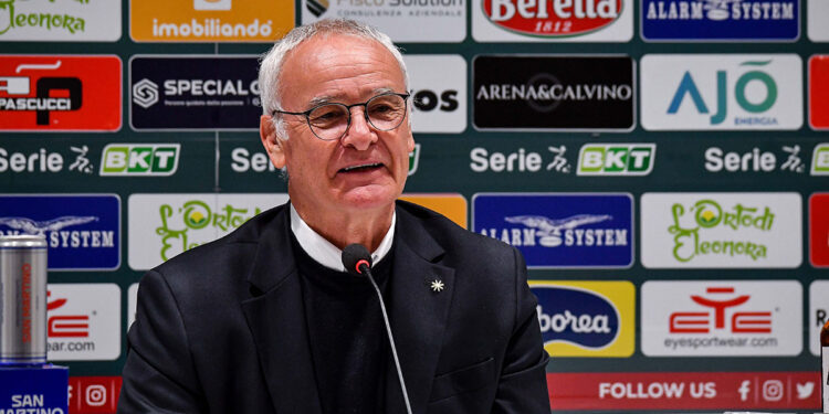 Claudio Ranieri, Mister del Cagliari Calcio. ? Luigi Canu | Depositphotos
