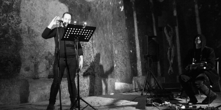 "La società del malessere" di Giuseppe Fiori de La Casa di Suoni e Racconti