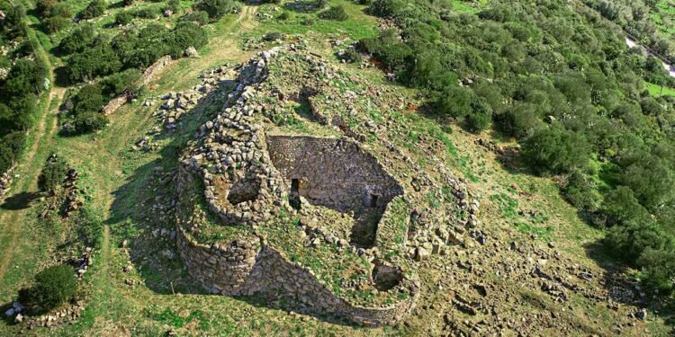 Nuraghe Cuccurada di Mogoro. ? Archivio RAS Digital Library